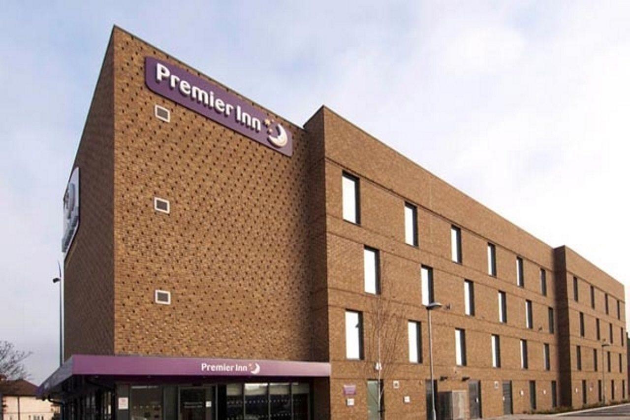 Premier Inn London Dagenham Exterior photo