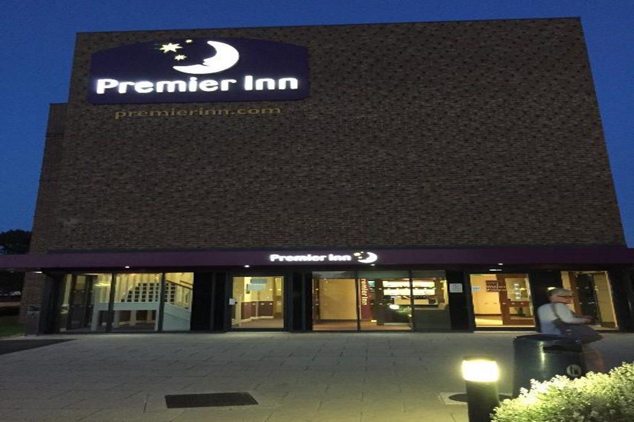 Premier Inn London Dagenham Exterior photo